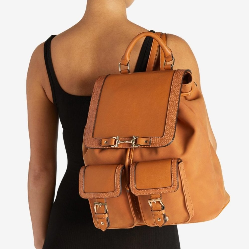 *NEW Sleek&Chic Backpack